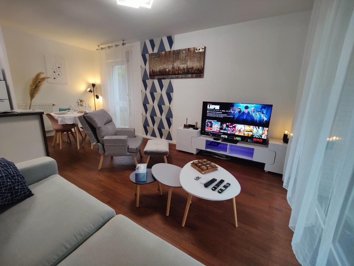 Quietstay 20' Paris, Connected Home Avec Terrasse Massy  Exteriér fotografie